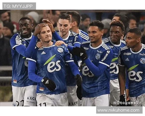 利勒斯特罗姆与斯托姆加斯特的激烈对决展现足球魅力与战术智慧